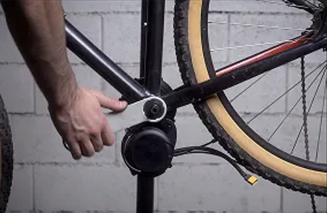 Installation d’un kit moteur électrique Virvolt, Syklo, Ozo dans l'atelier Le Bon Vélo